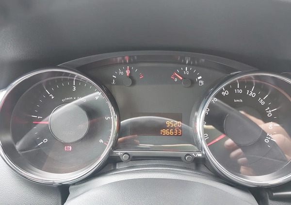 Peugeot 3008 cena 36000 przebieg: 196000, rok produkcji 2014 z Jedwabne małe 466